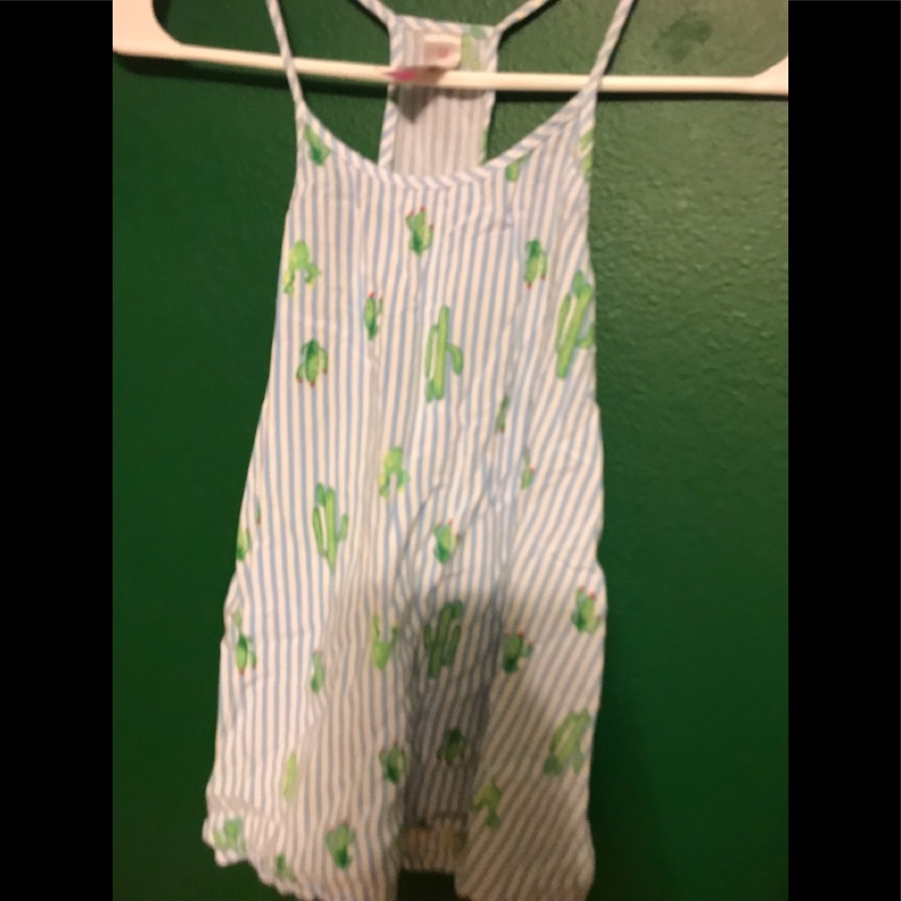 Blue and white cactus tank